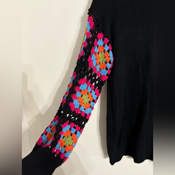 Jodifl Size Small  Black oversize Sweater with crotchet sleeves - Picture 7 of 8